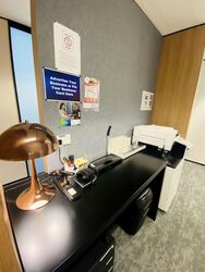 Gateway East (D7), Office #588617311